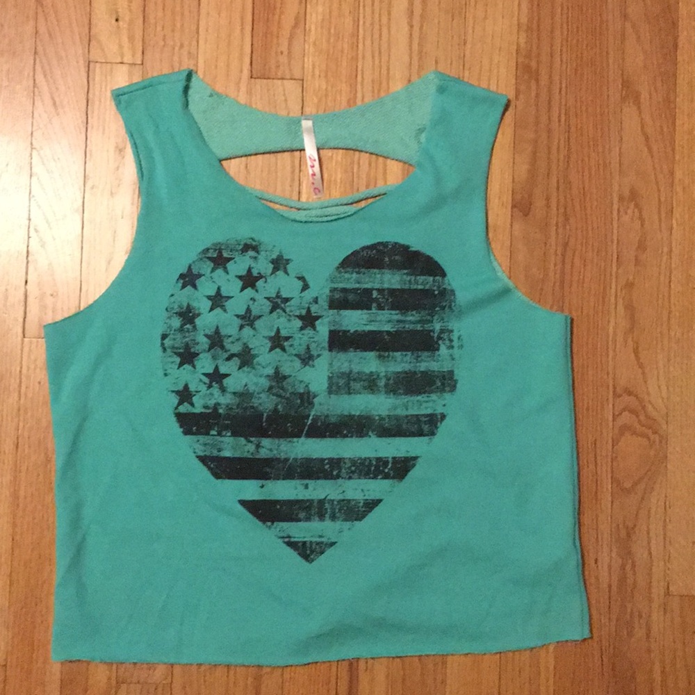 Shredded Back Sleeveless American Heart Flag Tee